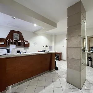 Vendégház Hall, Catania-Fontanarossai nemzetközi repülőtér