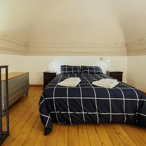 Apartman Bellini, Catania-Fontanarossai nemzetközi repülőtér